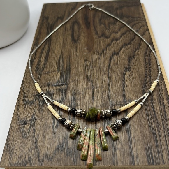 Vintage Korea Silver Tone Necklace 17' Liquid Beads and Jade Boho  Western - Picture 6 of 12